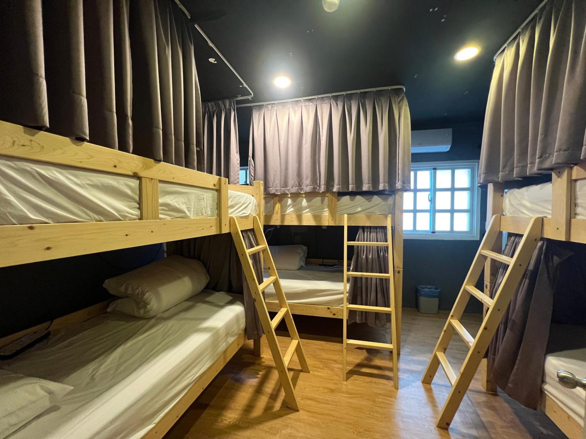 Mu-In Hotel Каосюн Екстериор снимка